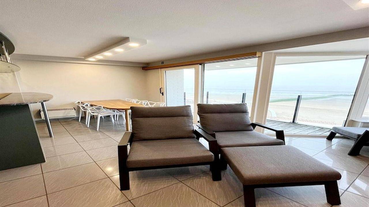 Geheel vakantieappartement, Vakantieappartement voor 6 personen met terras in Wenduine, De Haan