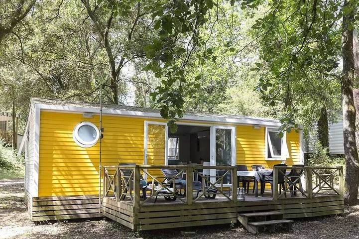 Camping pour 4 personnes à Saint-Palais-sur-Mer