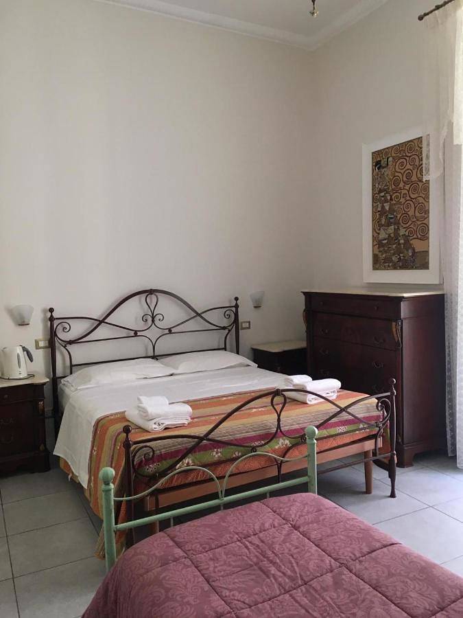 Bed and breakfast per 3 persone, con balcone - 1