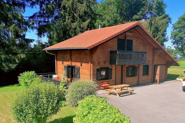 Gîte pour 8 personnes, avec Balcon et Jardin à Saint-Paul-en-Chablais