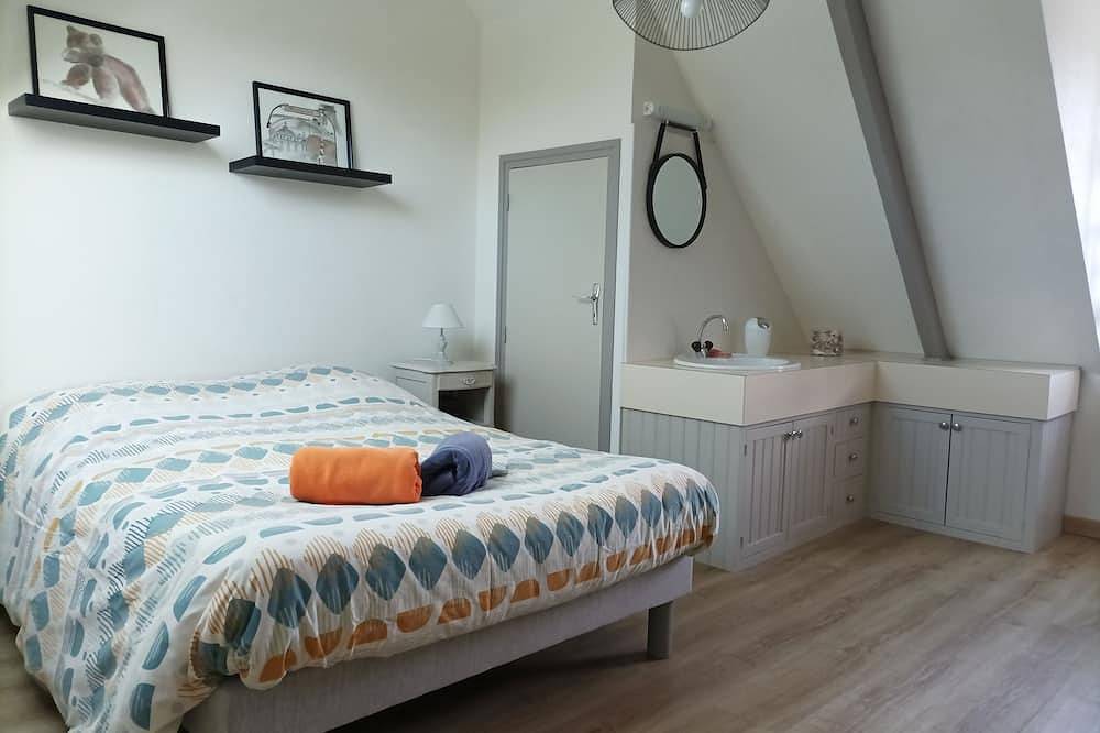 Maison Bord de mer avec Jardin clos 3 Ch/7 Personnes Plage à 550m in Hillion, Côte de Goëlo