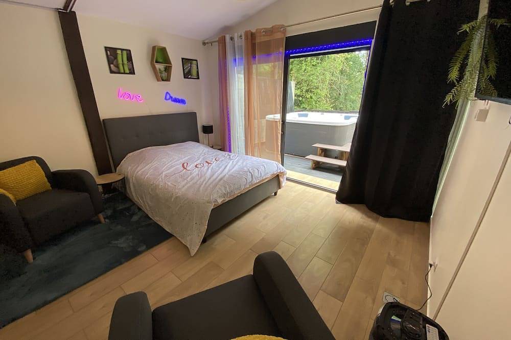 Apartamento entero, Cocoon Room - Jacuzzi in Semoy, Región de Orléans