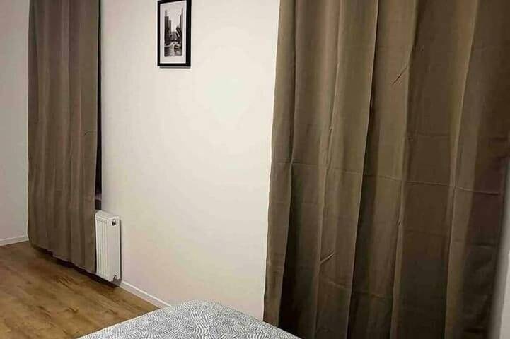 Gîte pour 6 personnes dans Aéroport de Charleroi Bruxelles Sud Gosselies - 2