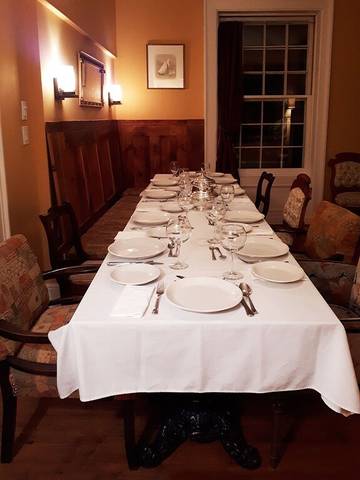 Cabin Rentals And Lodges for 10 Guests in Lake Ontario (Canada), Picture 3