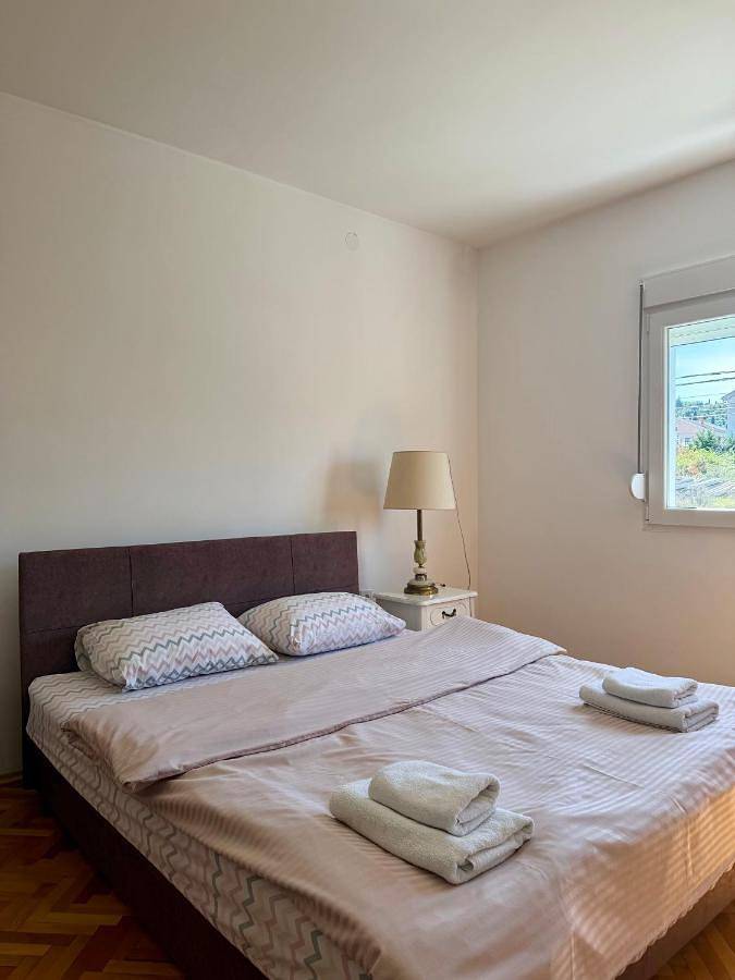 Appartement de vacances pour 4 personnes, avec Balcon et Terrasse ainsi que Jardin et Vue