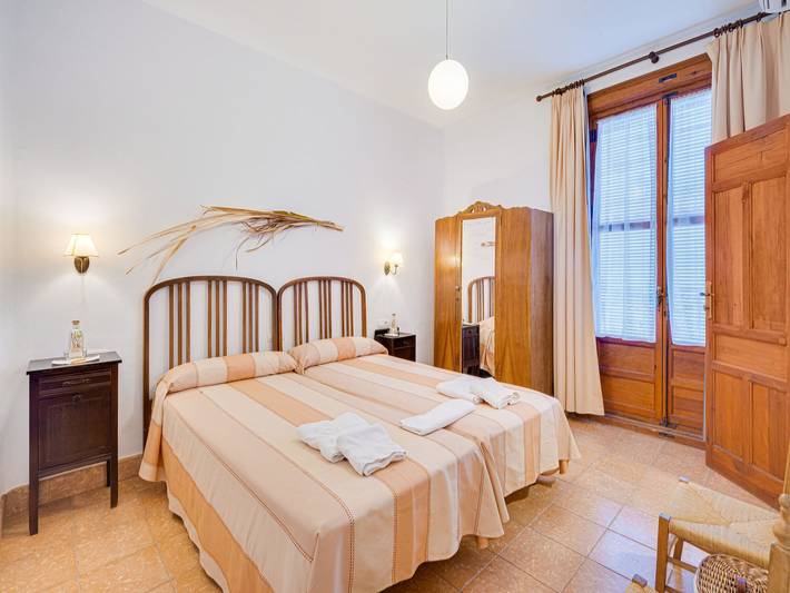 Chalet para 15 personas, con terraza y jardín, Se admiten mascotas en Castilla-La Mancha - 3