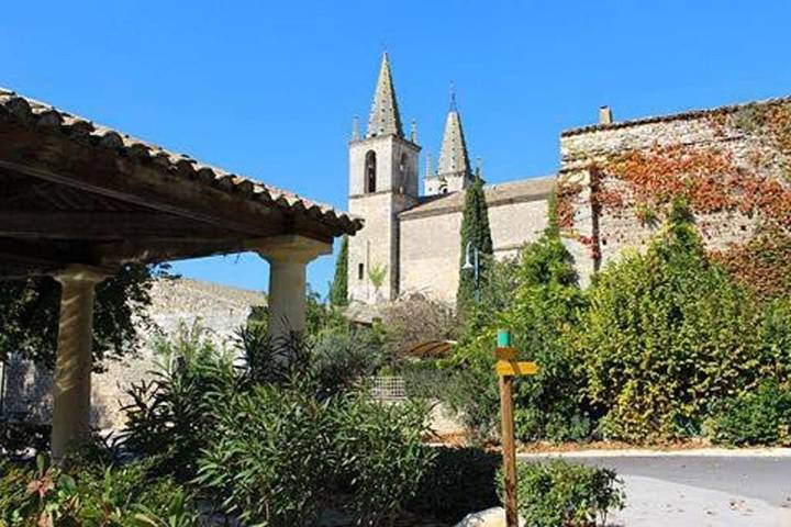 Location de vacances pour 8 personnes, avec Balcon et Terrasse ainsi que Jardin et Vue à Saint-André-d'Olérargues - 3