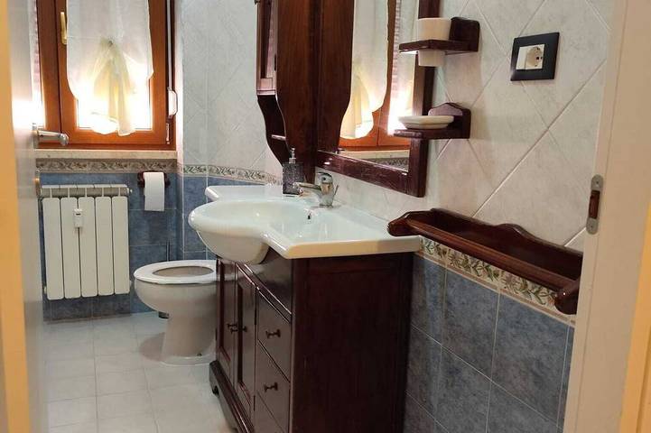 Gîte pour 5 personnes, avec balcon dans Ostie - 4