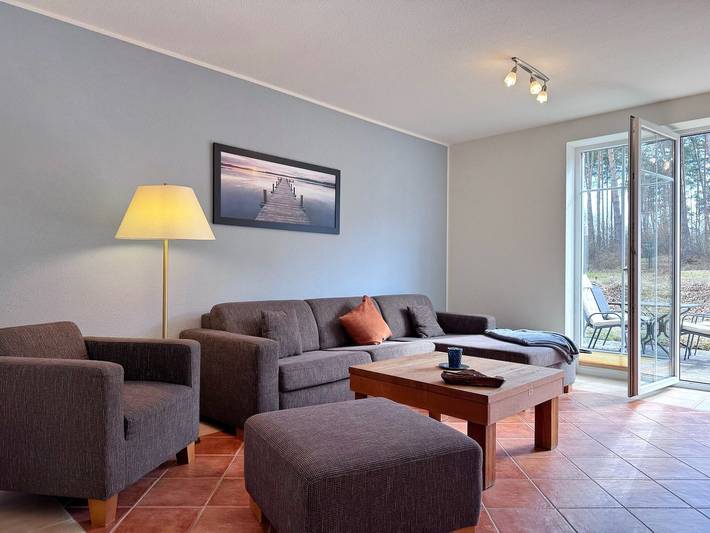 Ferienwohnung für 4 Personen, mit Terrasse und Garten sowie Ausblick in Gustow