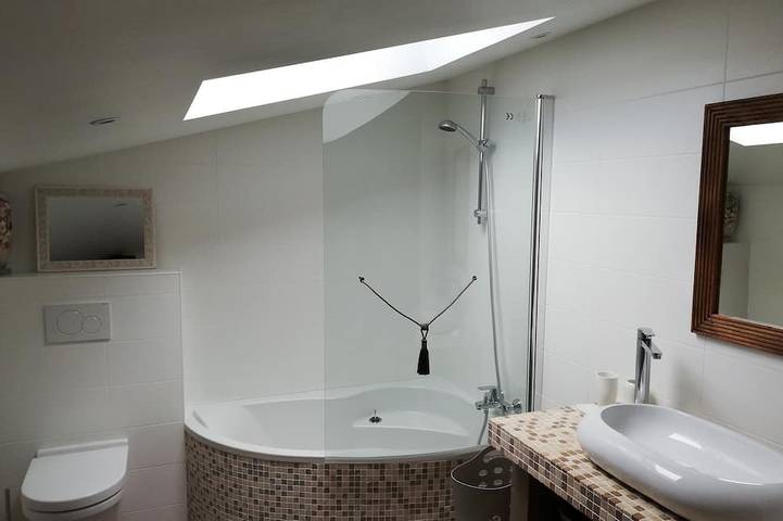 Schöne moderne Villa mit beheiztem Pool in der Nähe von: Meer, Golf, Tennis und Geschäften in Anglet, Bayonne und Umgebung