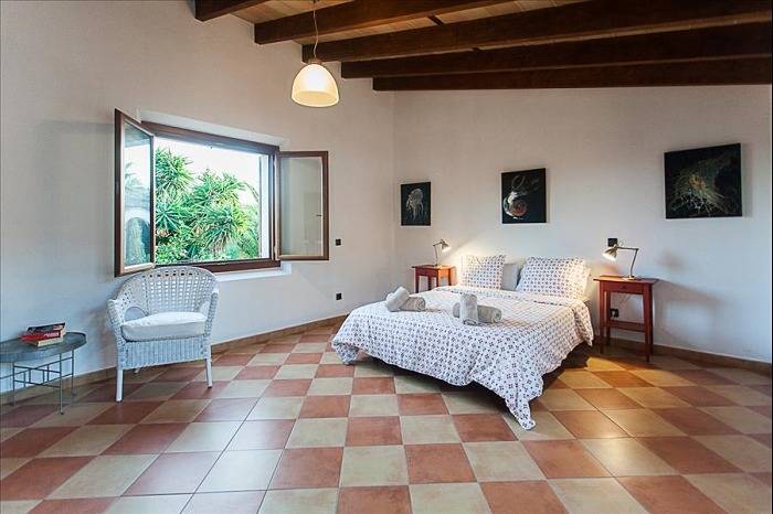 Finca für 8 Personen, mit Garten, kinderfreundlich in Ses Salines - 4