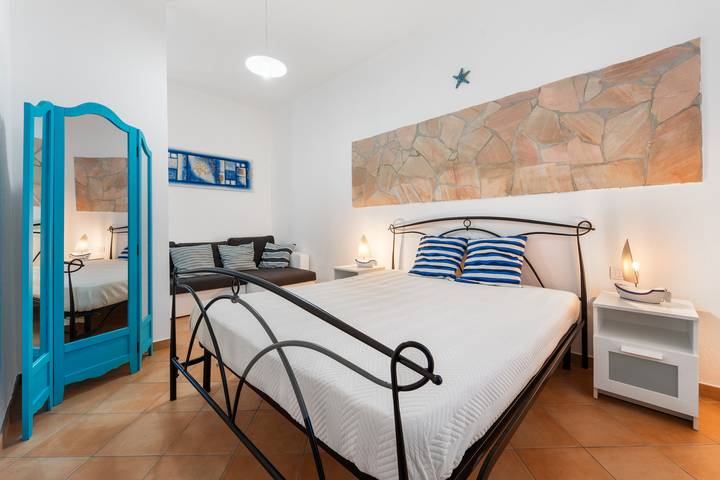 Gîte pour 3 personnes, avec jardin à Villasimius - 4