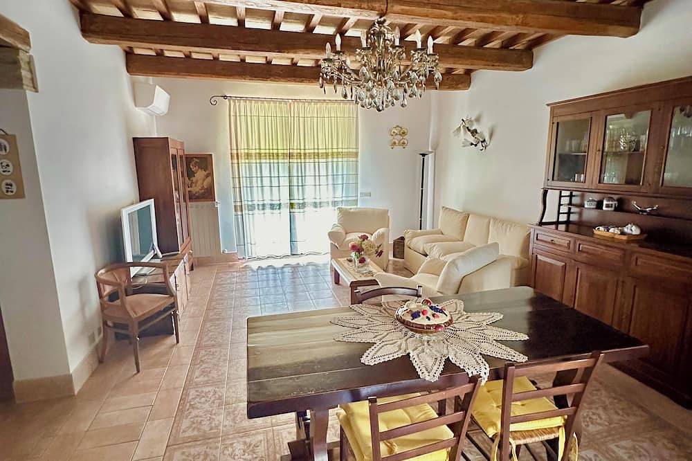 Villa of Silence-Peace and Wellness in the Vineyards of Orvieto in Orvieto, Terni Provinz