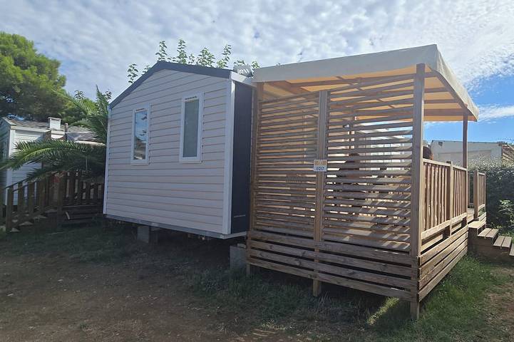 Camping pour 5 personnes à Port-la-Nouvelle
