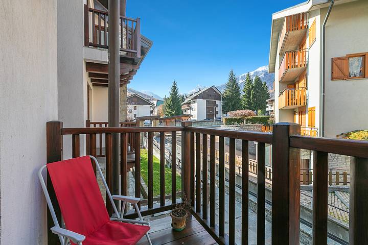 Gîte pour 4 personnes, avec balcon à Bardonnèche - 2