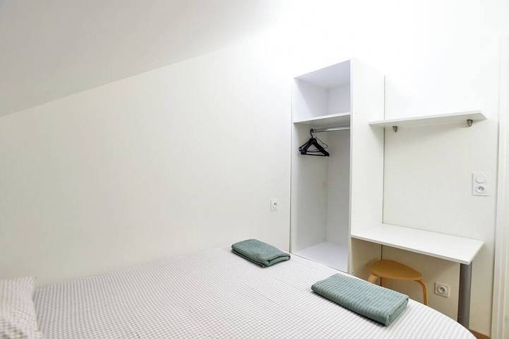 Gîte pour 7 personnes, avec jardin à Caderousse - 4