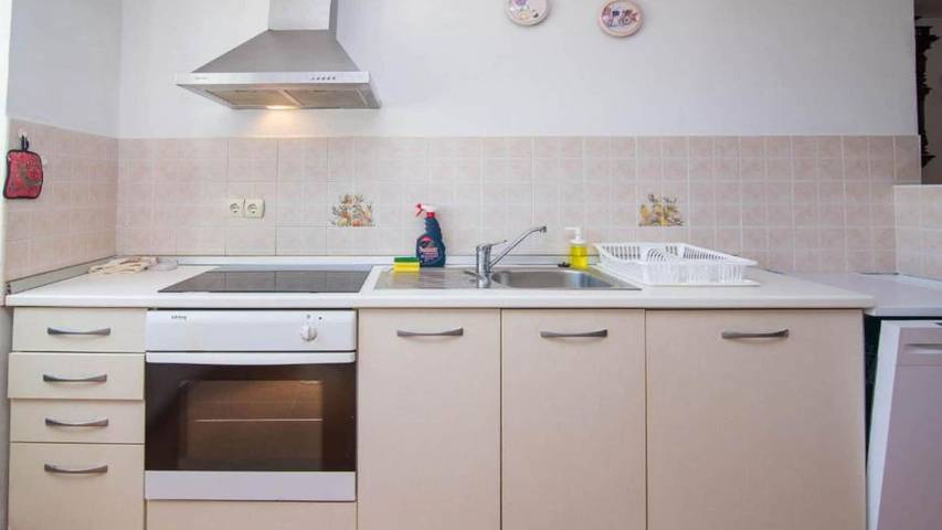 Ferienwohnung für 5 Personen, mit Terrasse in Veli Losinj - 3