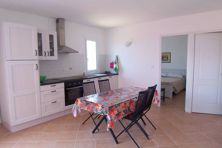 Gîte pour 6 personnes, avec terrasse, animaux acceptés à Conca - 4