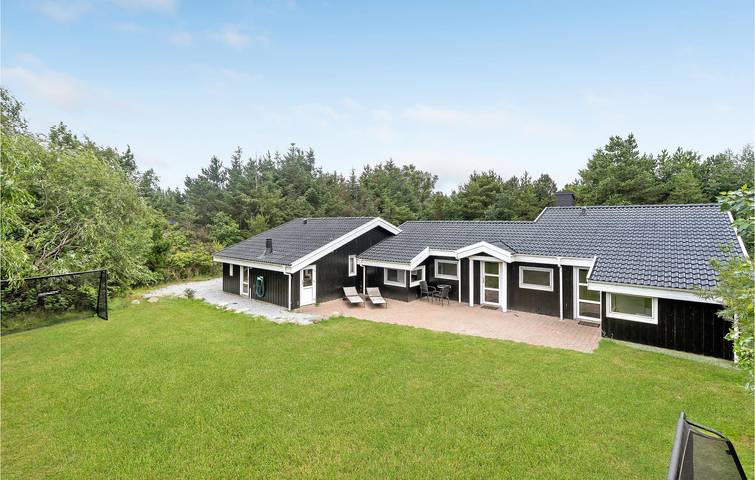 Ferienhaus für 12 Personen, mit Terrasse und Whirlpool sowie Pool und Sauna in Bratten - 4