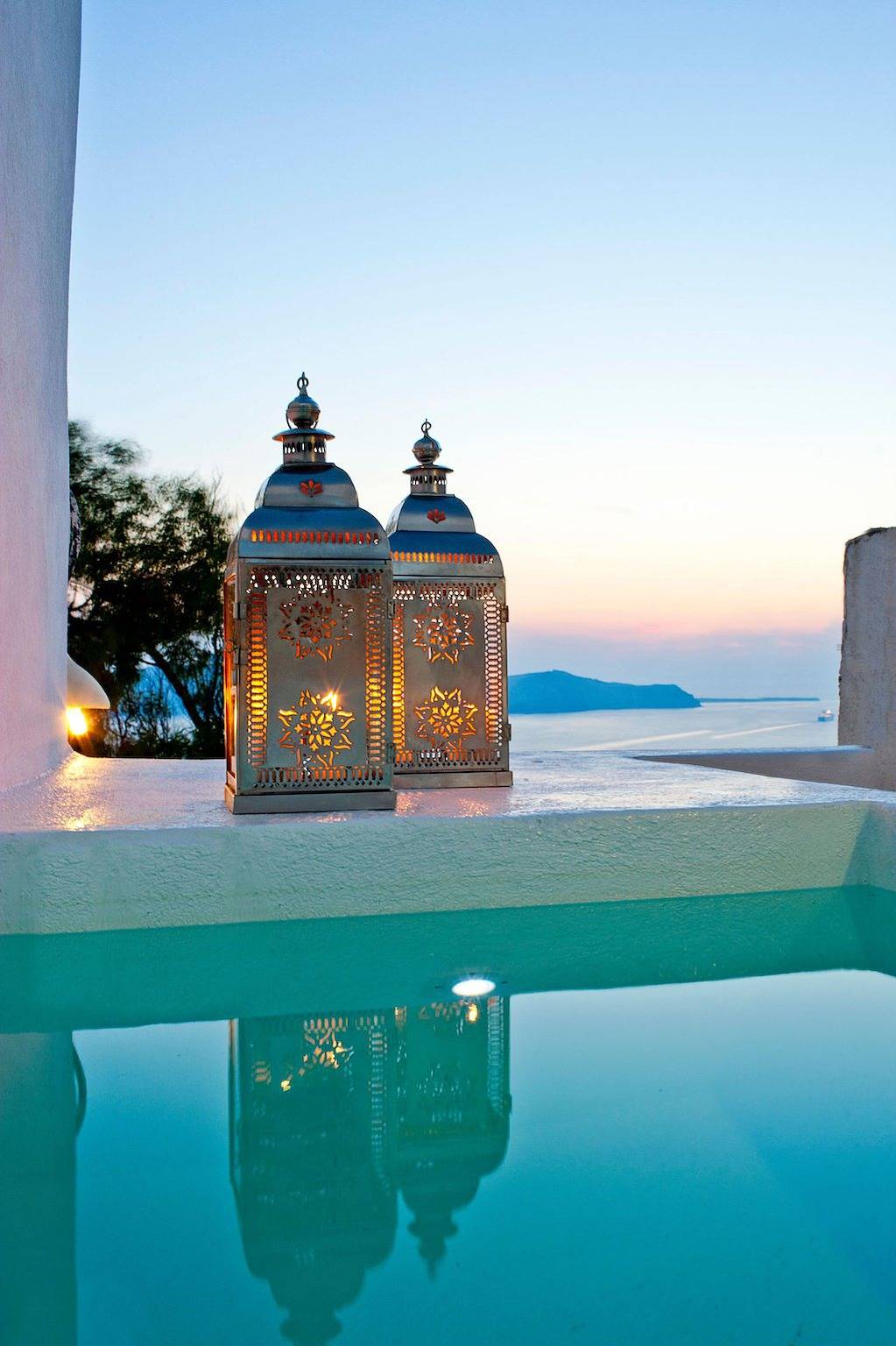 Elegant Santorini Villa | 1 Bedroom | Villa Kudrow | Private Jacuzzi & Astounding Caldera Sea Views | Fira in Thera, Santorini