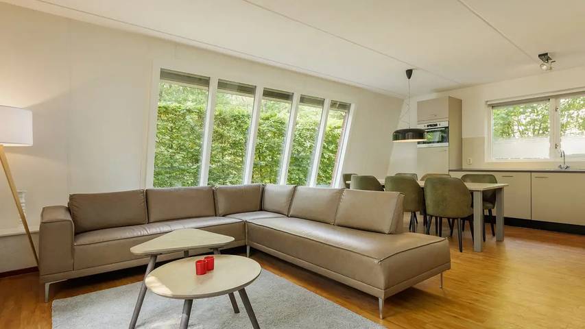 Bungalow voor 8 personen, met tuin en zwembad, met huisdier in Hoenderloo