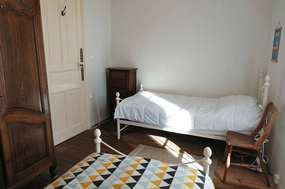 10mn from the spa, pleasant house for 6 people private swimming pool june to september in Lamalou-les-Bains, Béziers und Umgebung