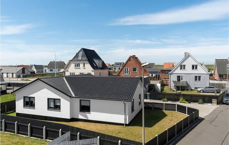 Feriehus for 8 personer, med Terrasse i Thyborøn