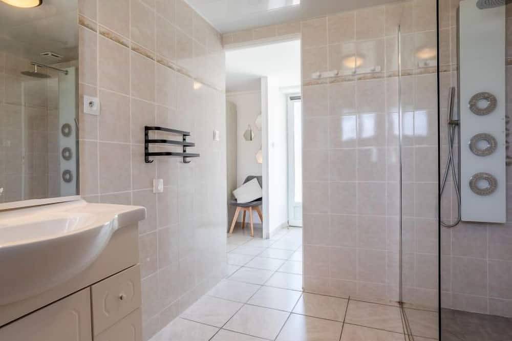 Casa de vacaciones L'oyat by Interhome in Pirou, Coutances y alrededores