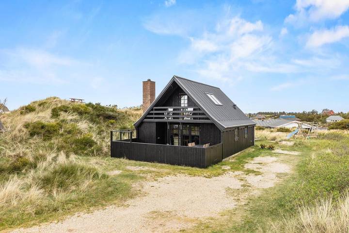 Ferienhaus für 4 Personen, mit Balkon/Terrasse und Terrasse sowie Ausblick in Vejers Strand