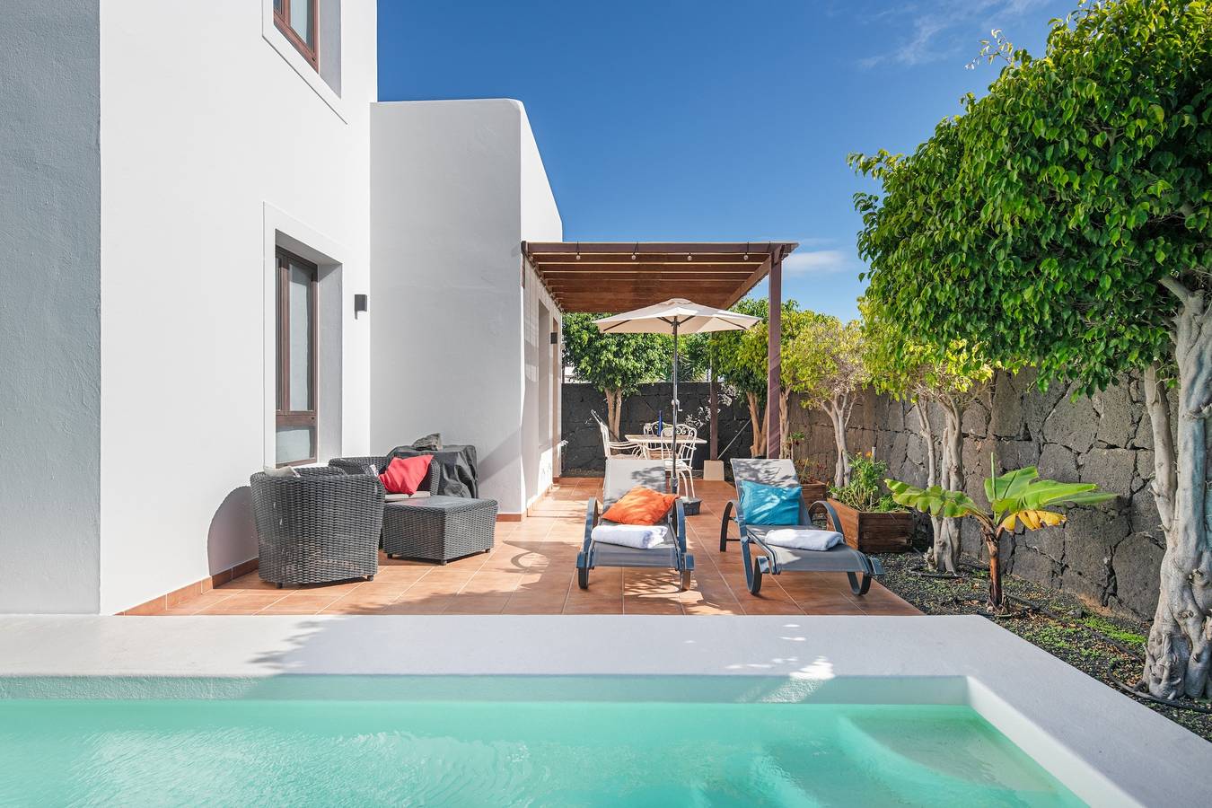 Ferienvilla 'Casa Lunnett' mit Meerblick, privatem Pool und Wlan in Playa Blanca, Yaiza