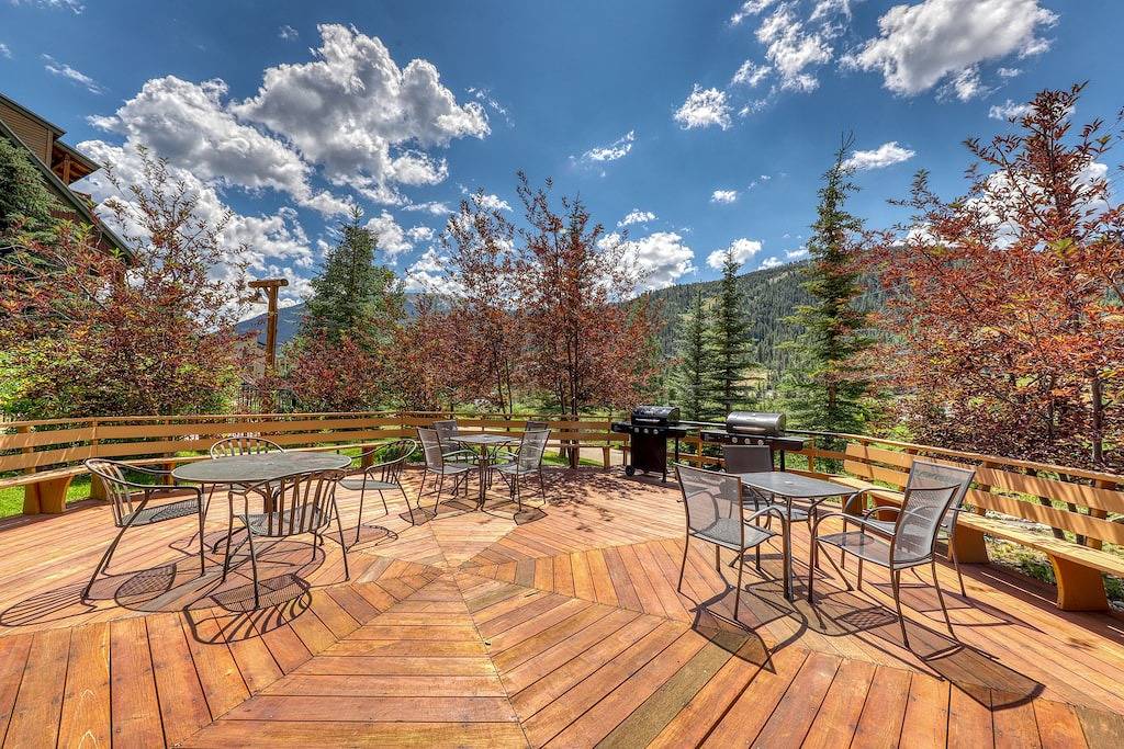 Ganze Wohnung, Mountain Condo w / Gas Kamin - Aufzug, gemeinsamer Whirlpool, Deck in Arapahoe Basin