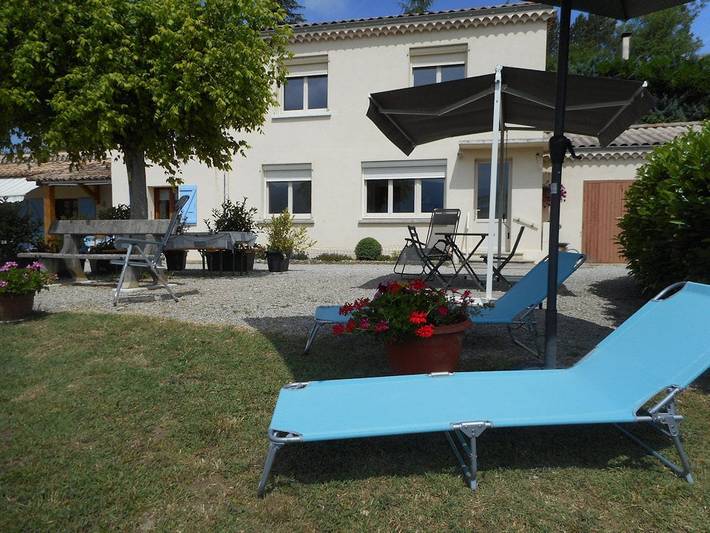 Gîte pour 6 personnes, avec jardin et terrasse