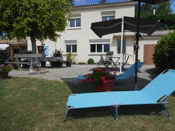 Gîte pour 6 personnes, avec jardin et terrasse à Mirabel-et-Blacons