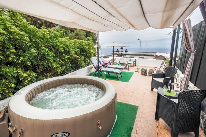 Ferienwohnung "Casa Amparo" mit Terrasse, Meerblick, Whirlpool & Wlan in Icod de los Vinos, Teneriffa Nord