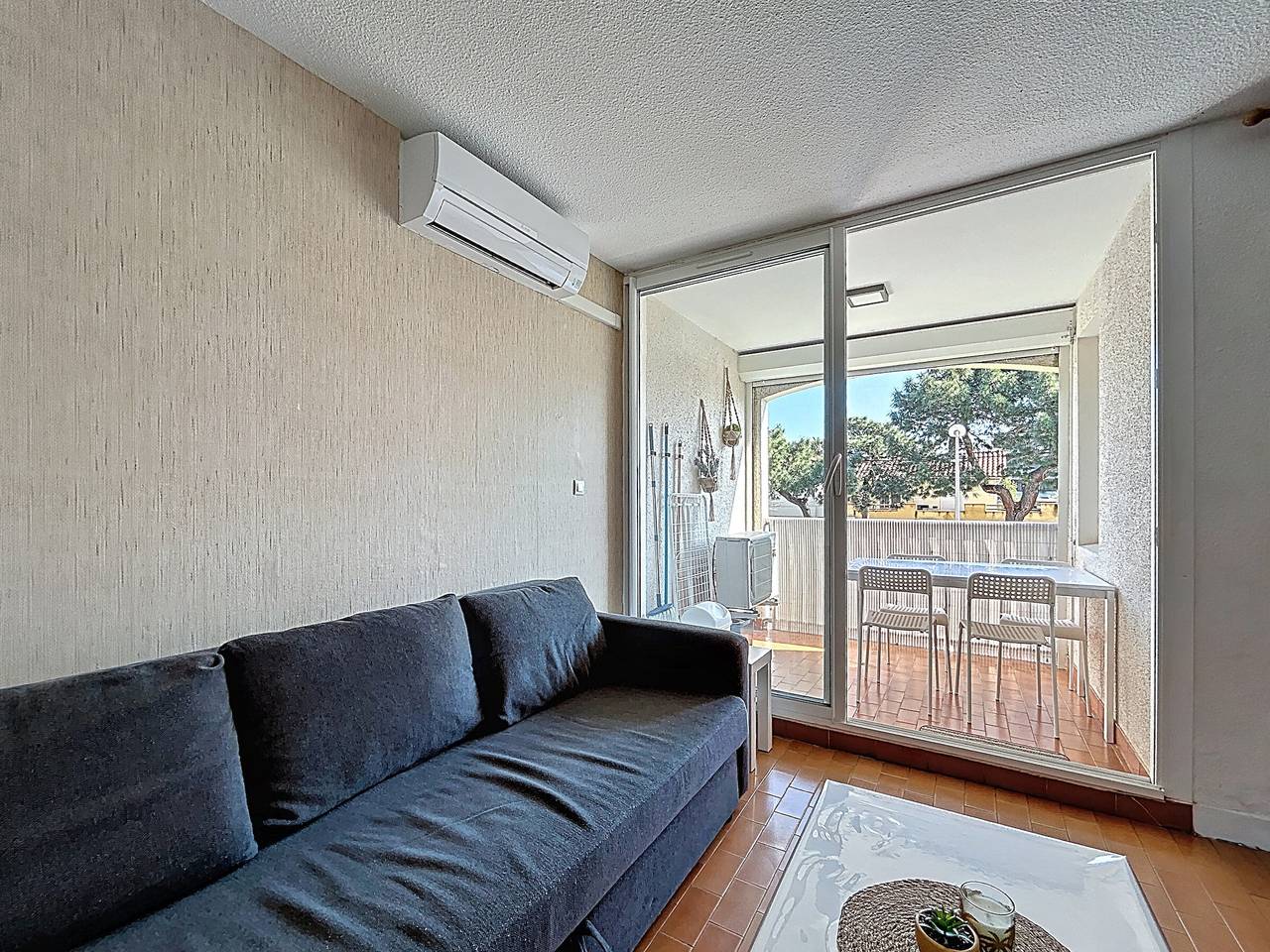 Apartamento entero, Estudio cómodo con aire acondicionado y aparcamiento cerca de la playa in La Côte Vermeille, Argelès-sur-Mer