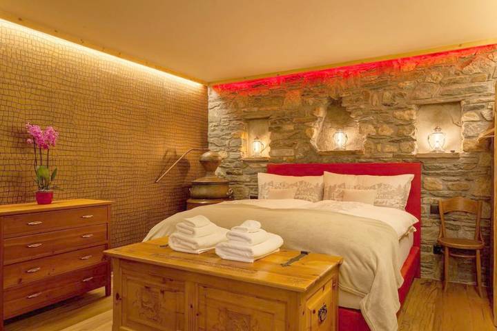 Chalet für 4 Personen, mit Whirlpool und Terrasse sowie Sauna in Zermatt