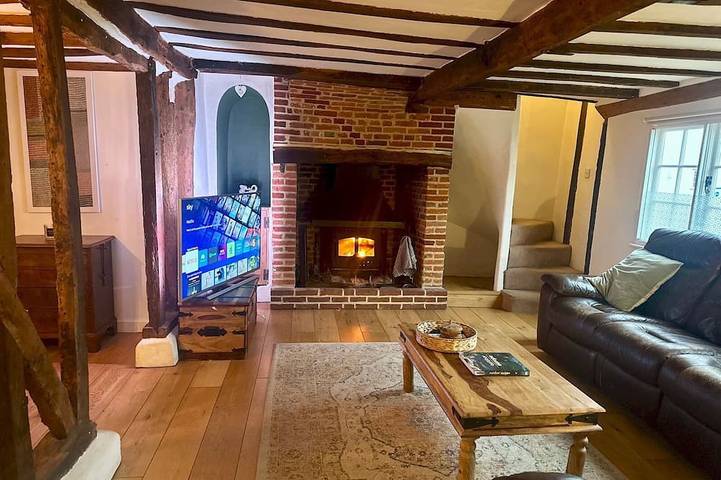 Glamping for 4 people, with pets in Colchester