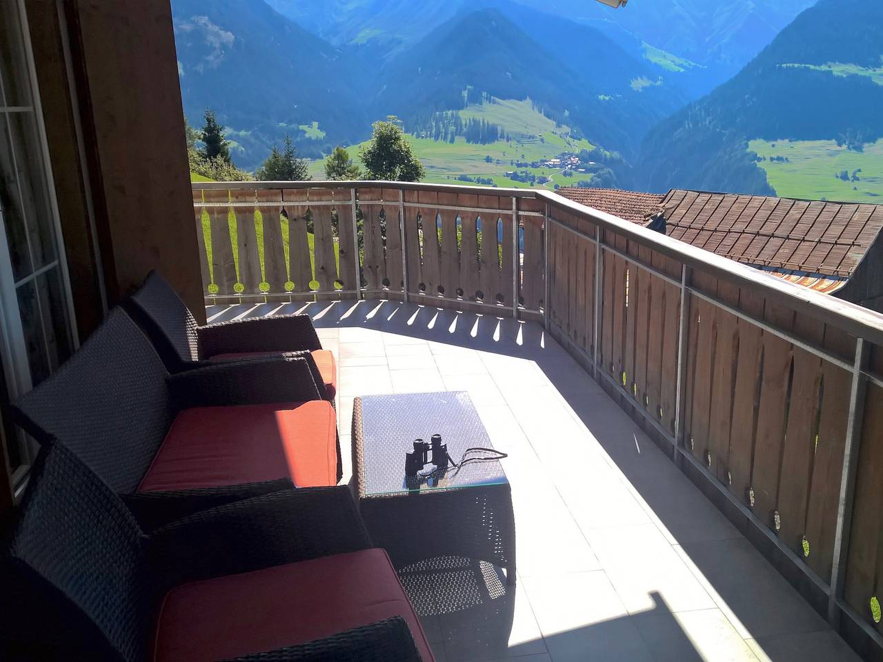 Ganze Ferienwohnung, Ferienwohnung Residenza Bein, Morissen - 4.5 Zimmer Ferienwohnung für max. 6 Pers. in Lumnezia, Alpenarena