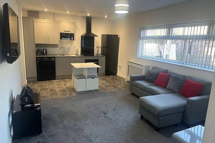 Apartment for 4 people in Warrington