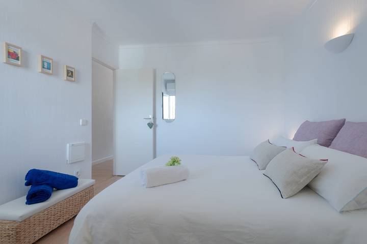 Entire apartment, Holiday apartment for 2 people with terrace in Alcúdia, Coast of Mallorca