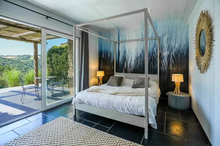 Location de vacances pour 6 personnes, avec piscine et terrasse à Maleville - 2