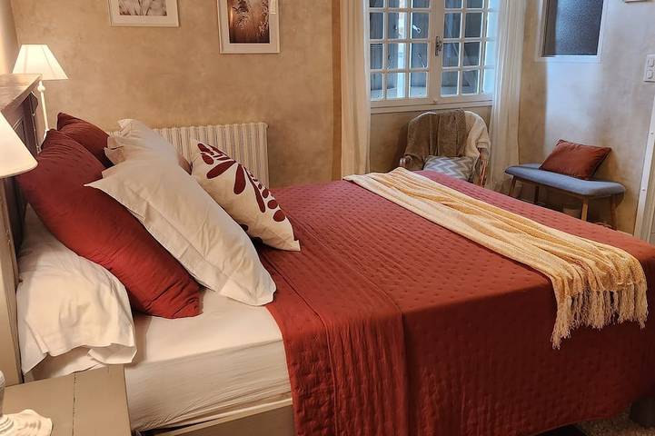 Gîte pour 12 personnes, avec Jardin à Vic-Fezensac - 2