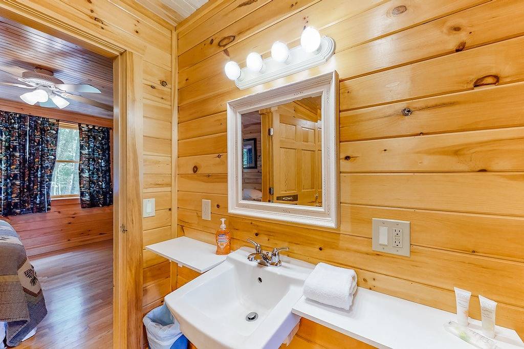 Acre waterfront hideaway with kayak, private dock on Prong Pond & firepit in Moosehead Lake