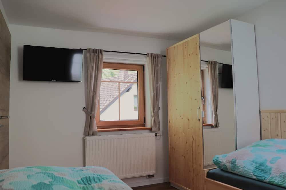 Ganze Wohnung, Ferienhaus mit toller Terrasse - Platz zum Wohlfühlen auf 100qm in Wallenfels, Frankenwald