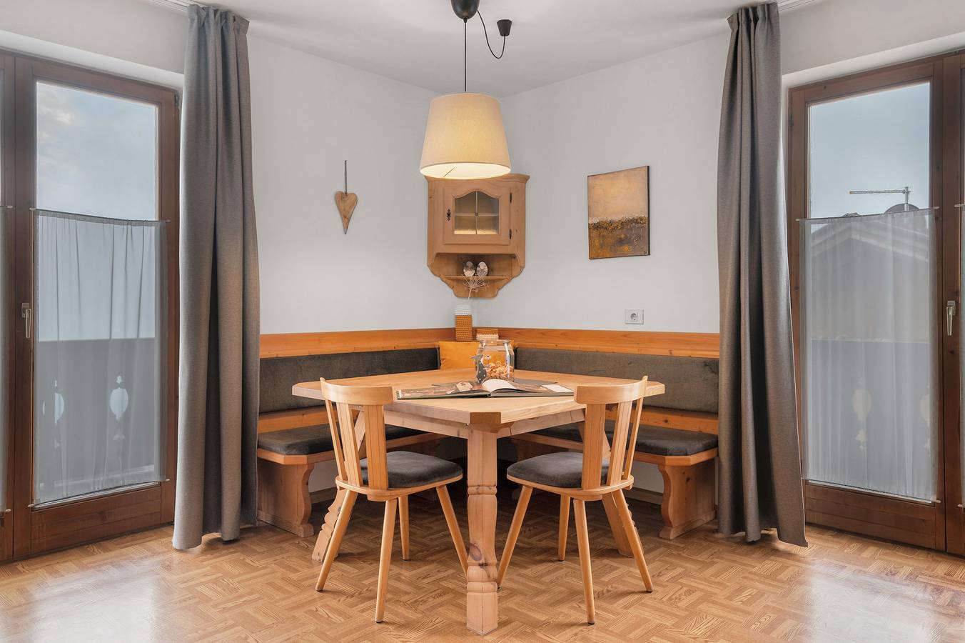Ganze Wohnung, Apartment 'Stieberhof' mit Bergblick, Gemeinschaftsgarten und Wlan in Feldthurns, Dolomiti Superski