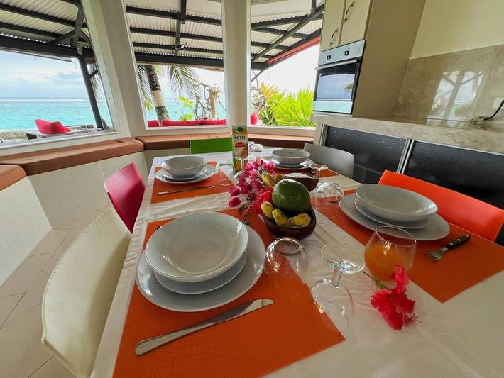 Location de vacances pour 4 personnes, avec jardin ainsi que vue et terrasse dans Papara - 2