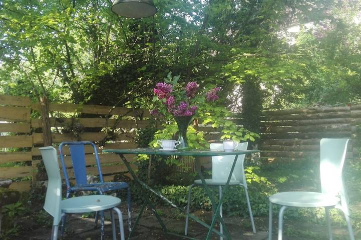 Gîte pour 3 personnes, avec terrasse et jardin