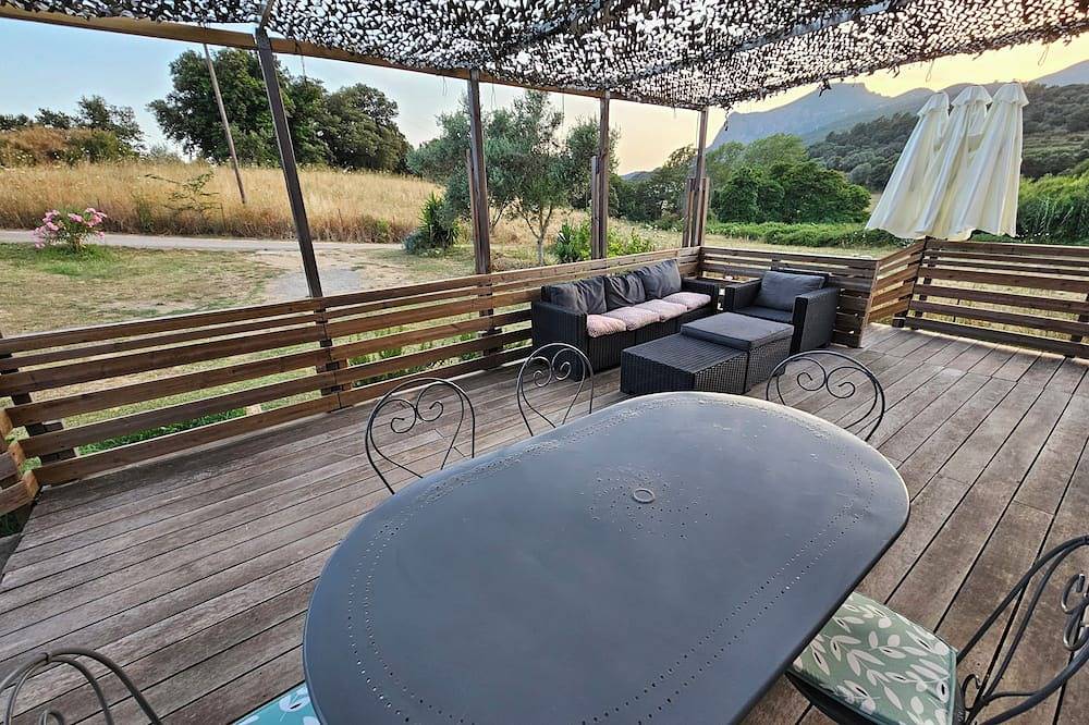 Appartement entier, Villa San Petru, La campagne entre mer et montagne in Sarrola-Carcopino, Région d'Ajaccio