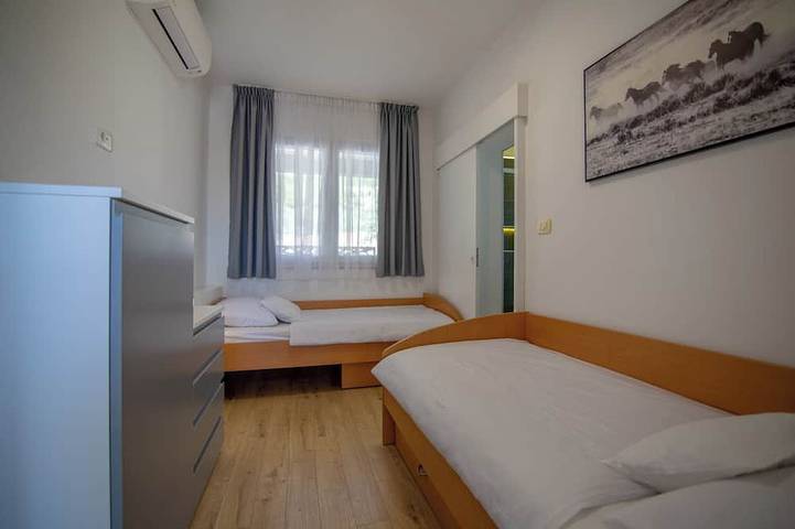 Magnificent Holiday home in Seoca in Dalmatinisches Zagora
