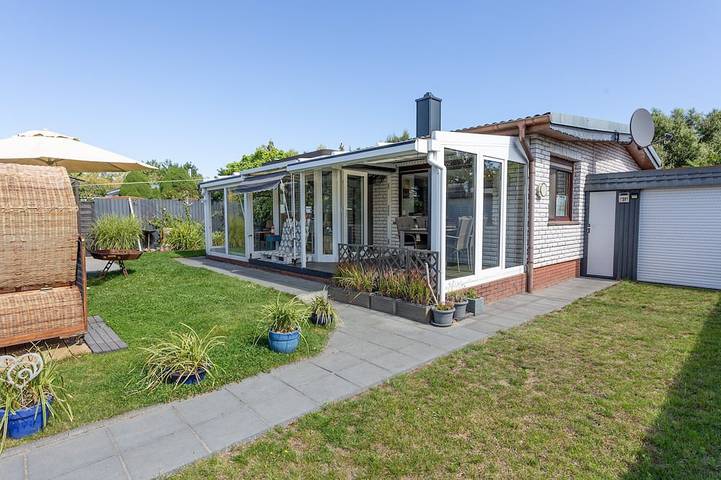 Bungalow für 4 Personen, mit Garten und Terrasse sowie Sauna